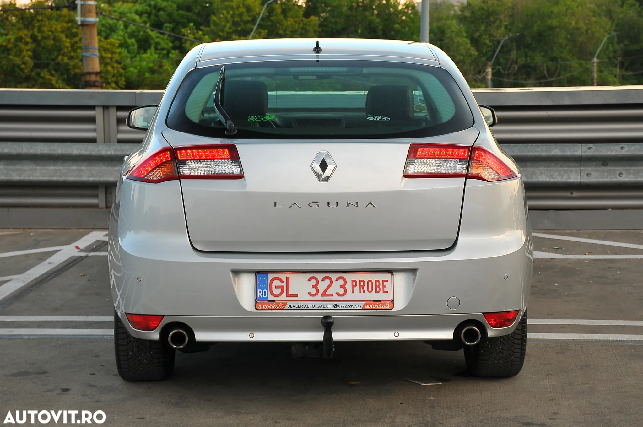 Renault Laguna 2.0 dCi FAP Expression - 11
