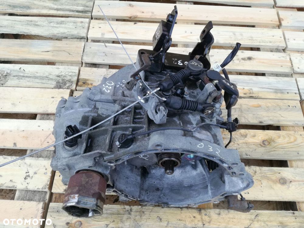 kia carens iii skrzynia biegów wbu60k 6-biegowa 1.6 diesel 128km 2011r - 2