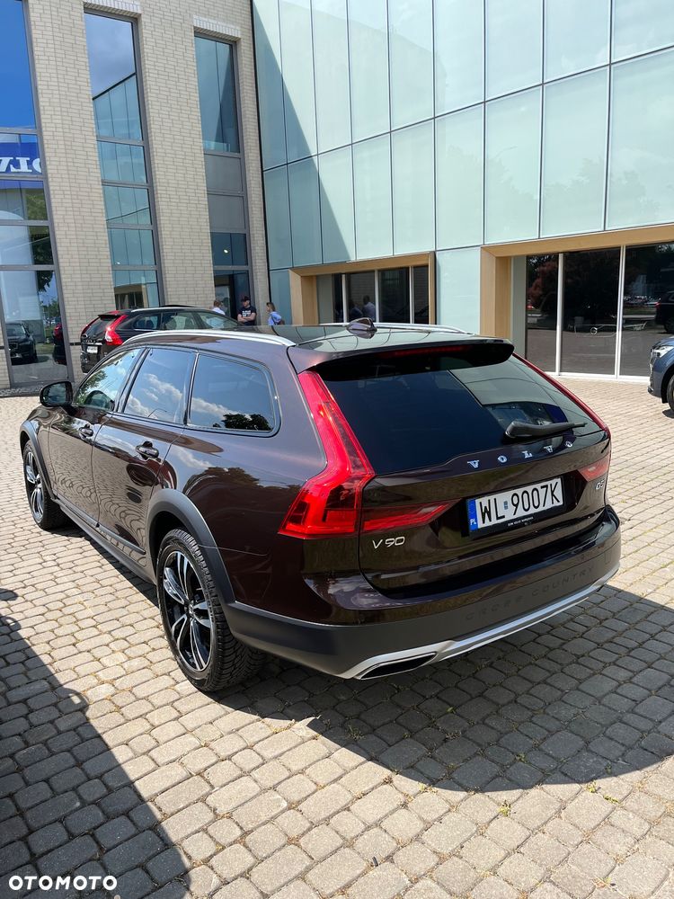 Volvo V90 Cross Country D5 SCR AWD Pro - 2