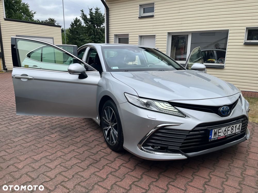 Toyota Camry 2.5 Hybrid Executive CVT - 28