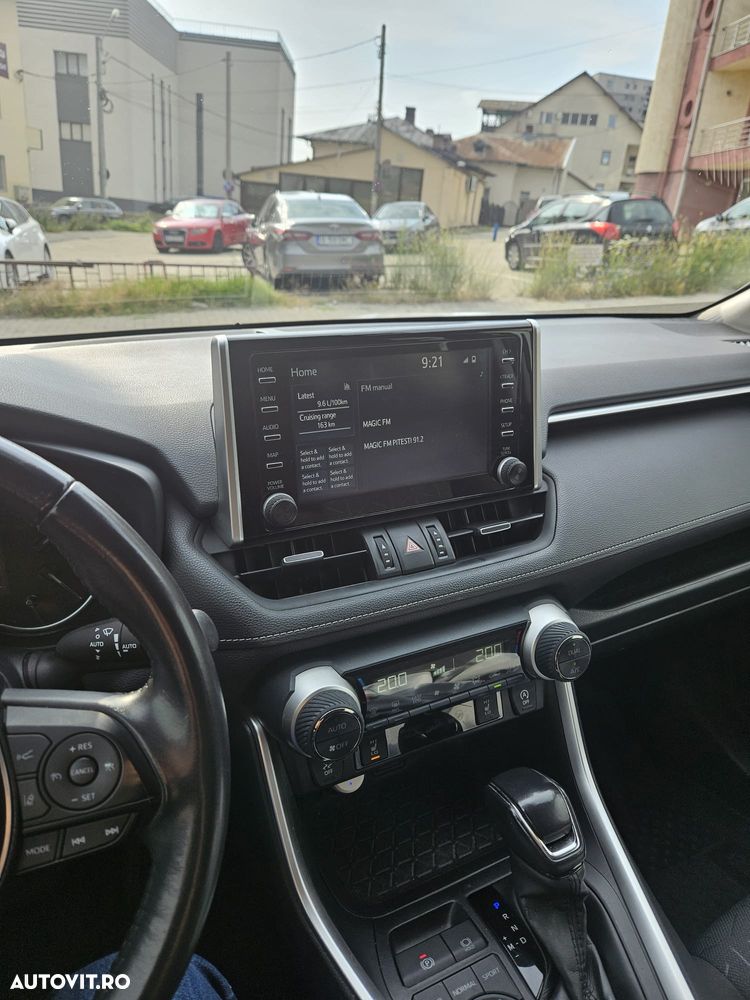 Toyota RAV4 2.0P CVT AWD Dynamic - 11