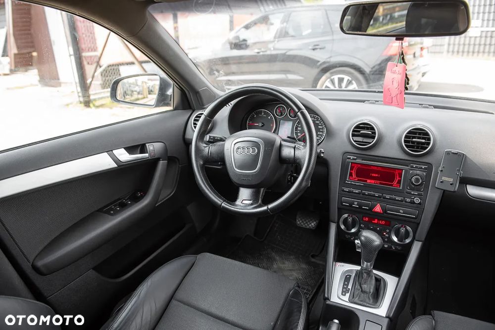 Audi A3 Sportback 2.0 TDI DPF S tronic S line Sportpaket - 23