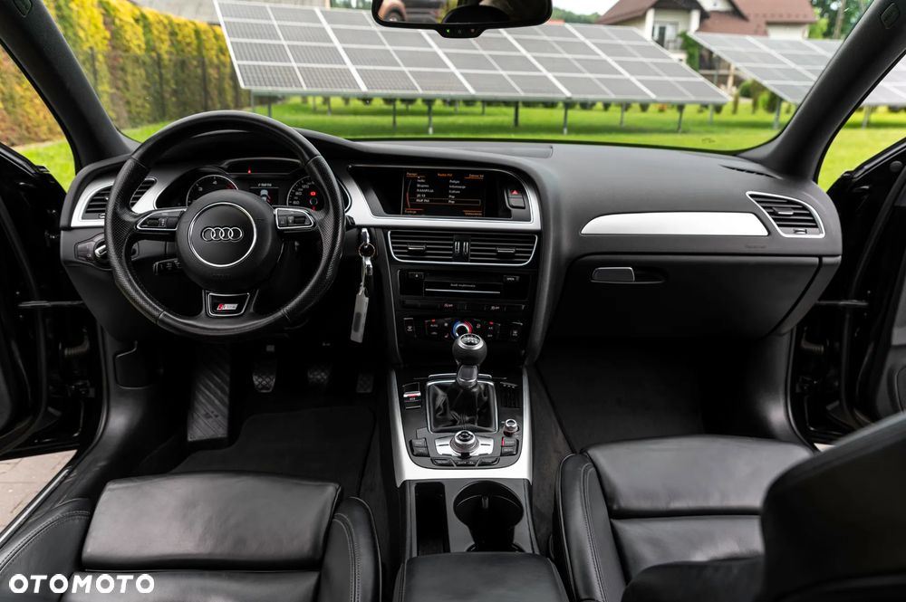 Audi A4 Avant 2.0 TDI DPF S line Sportpaket - 23