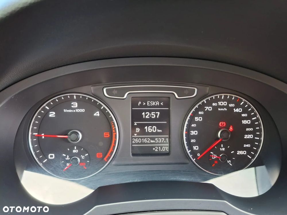 Audi Q3 2.0 TDI - 8