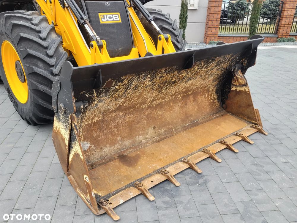 JCB 4CX PRO / jak NOWA / 1250h / joystick / - 12