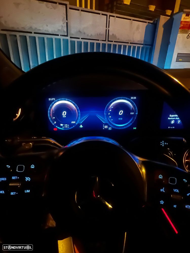 Mercedes-Benz EQA - 40
