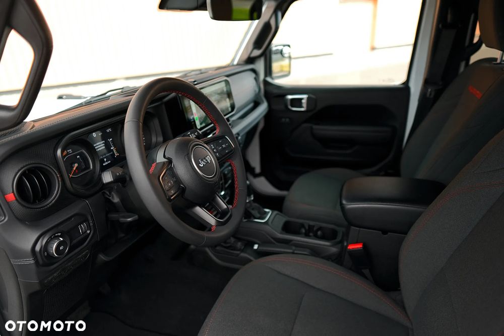Jeep Wrangler - 14