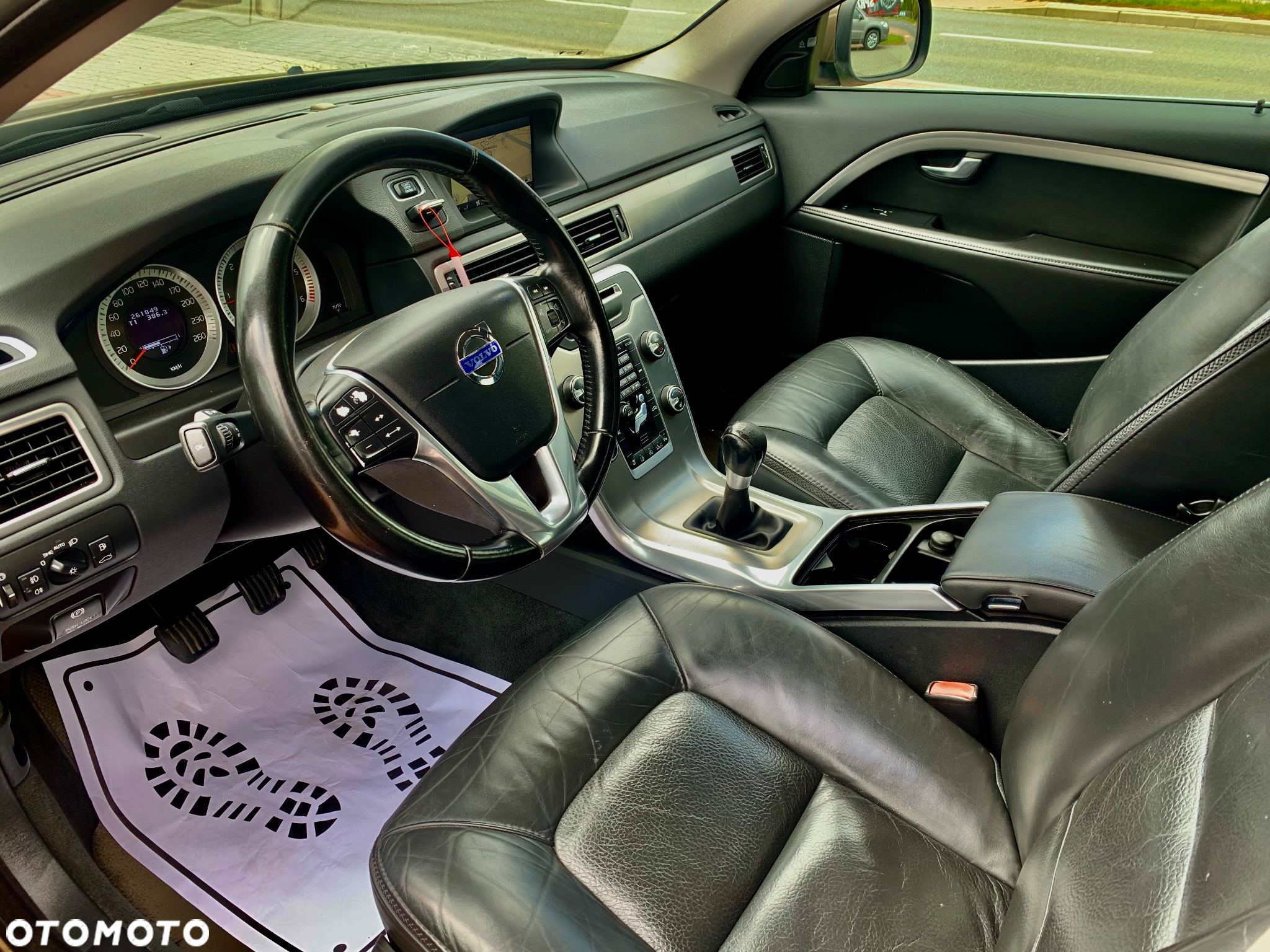 Volvo XC 70 D4 Momentum - 16