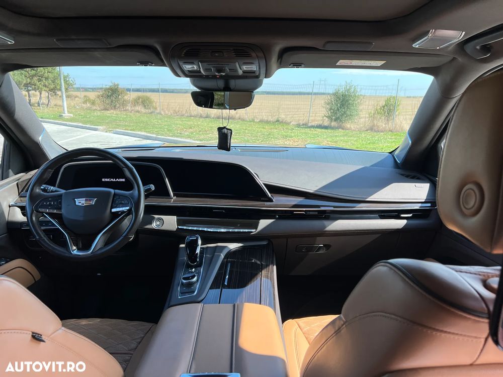 Cadillac Escalade 6.2 V8 ESV Platinum - 12