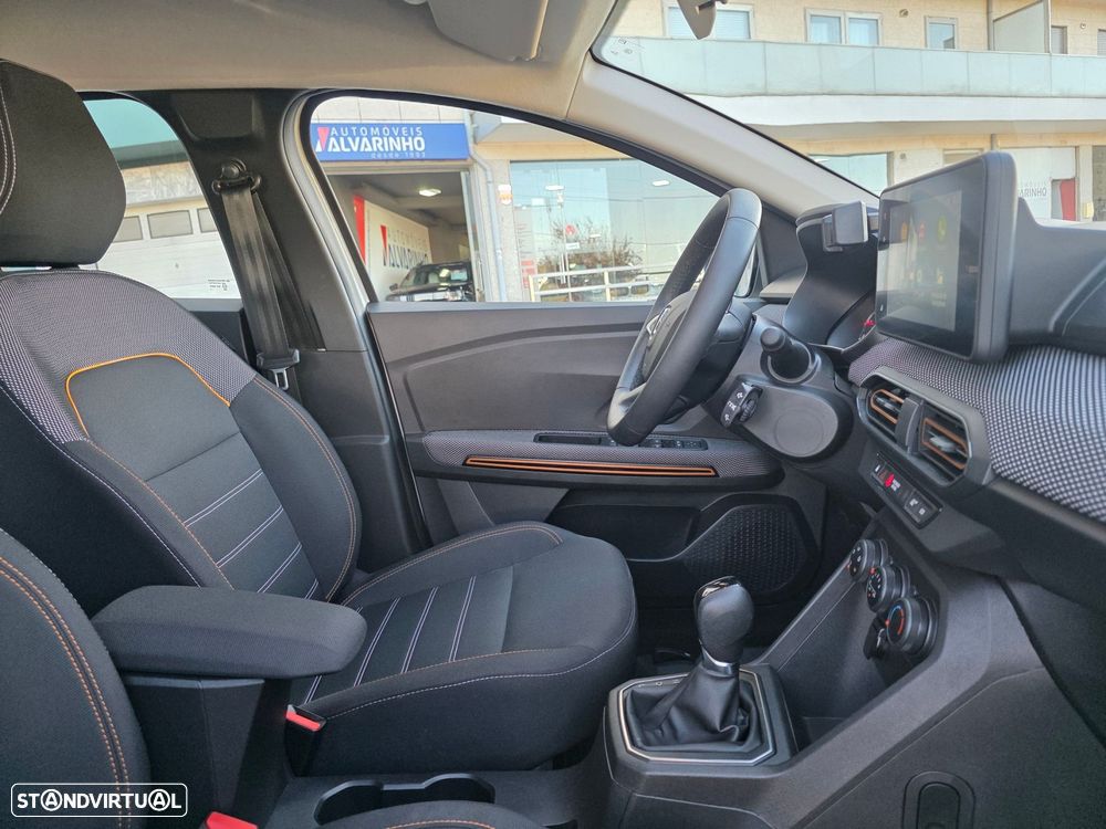 Dacia Sandero 1.0 TCe Comfort CVT - 26