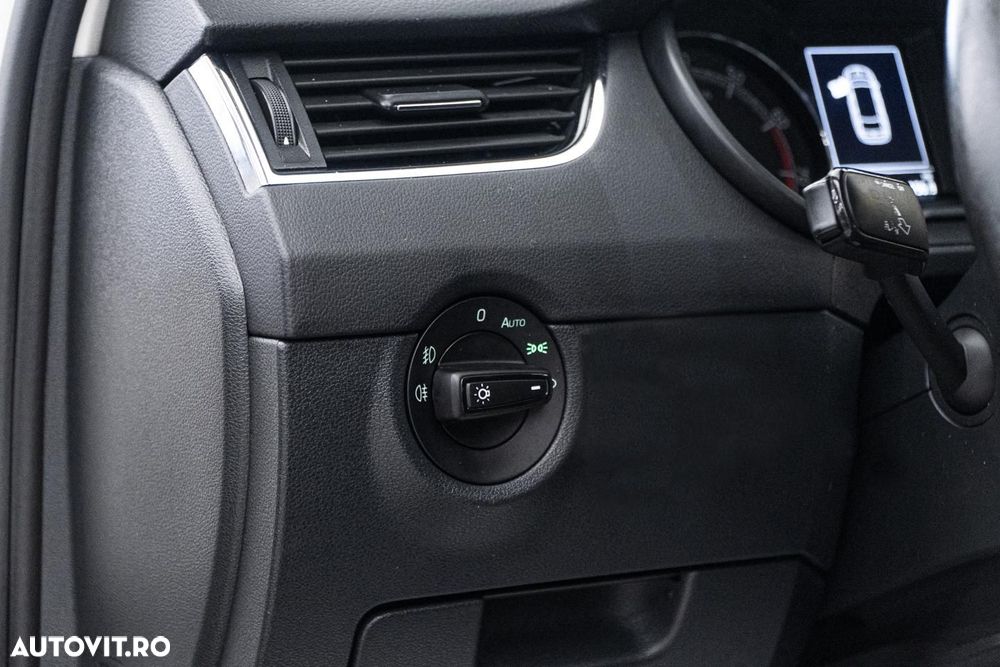 Skoda Octavia Combi 1.0 TSI DSG Style - 36