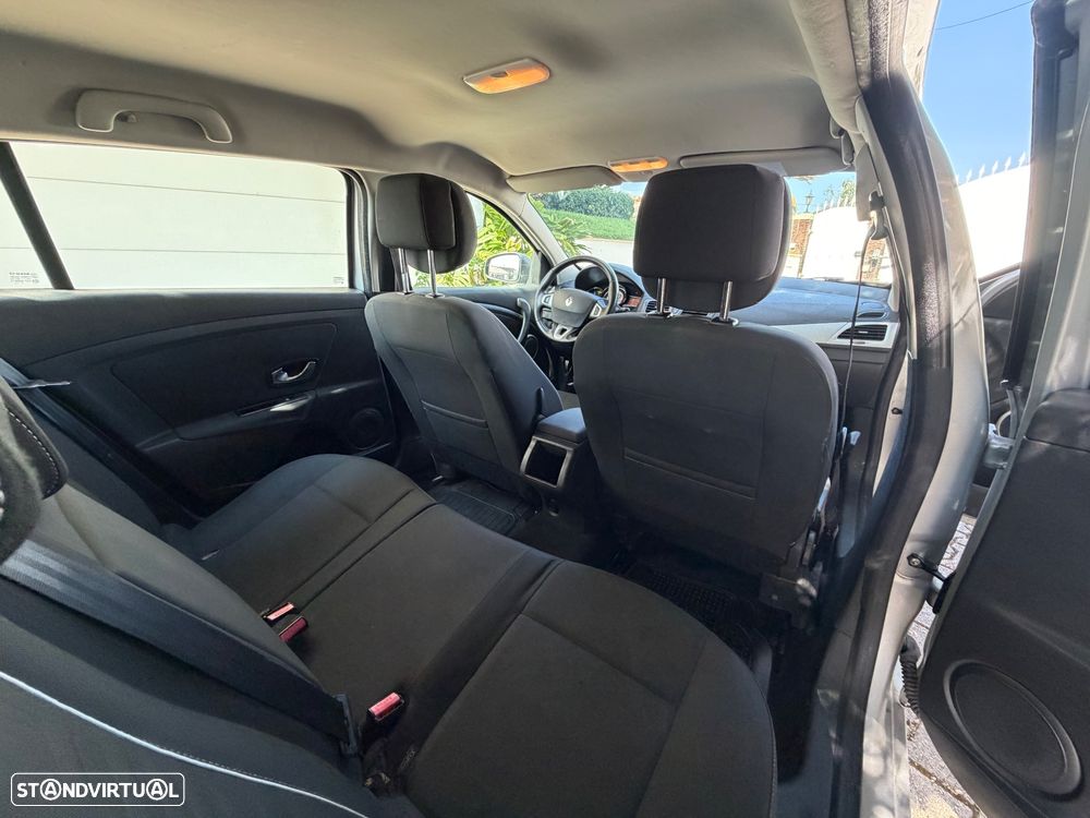 Renault Mégane Sport Tourer 1.5 dCi Dynamique - 15