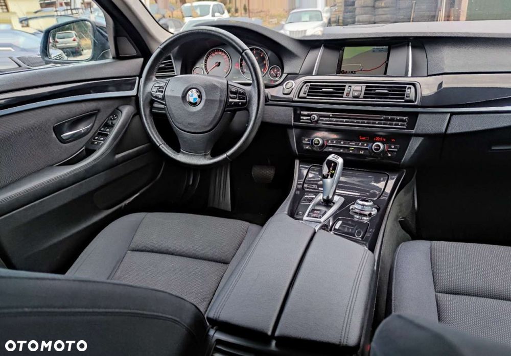 BMW Seria 5 - 24
