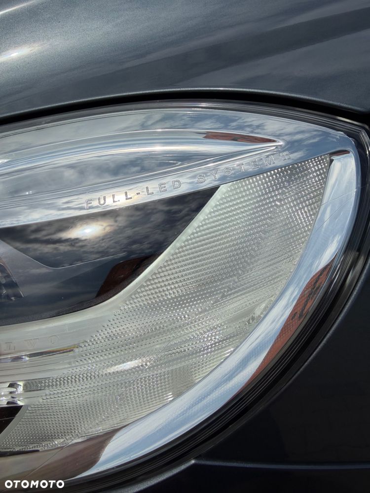 Volvo V40 - 15