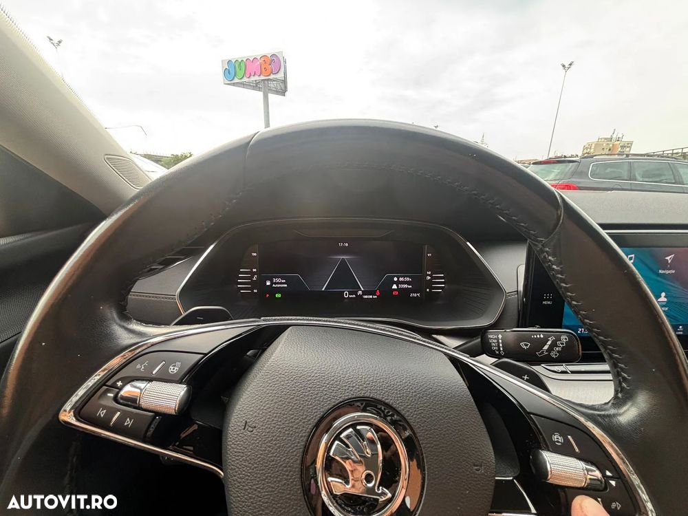 Skoda Octavia 2.0 TDI DSG Ambition - 4