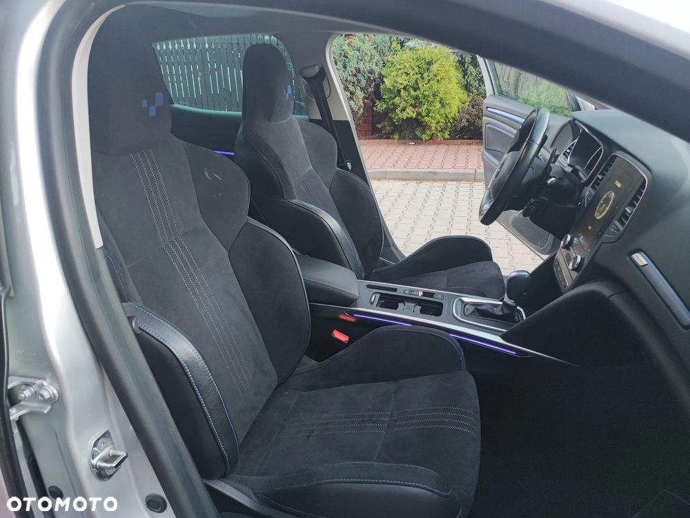 Renault Megane 1.6 dCi GT EDC - 14