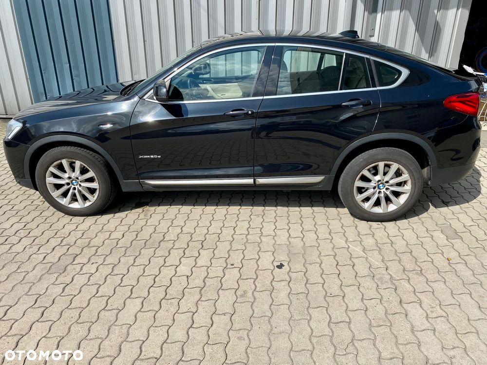BMW X4 xDrive20d xLine - 6