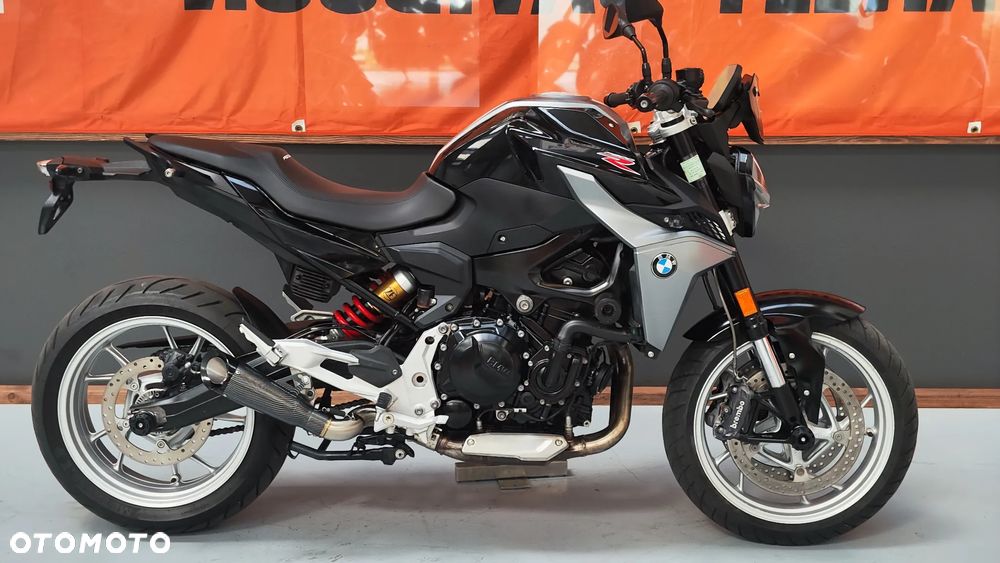 BMW R - 1