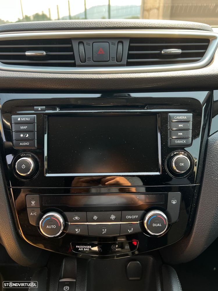 Nissan Qashqai 1.5 dCi N-Connecta DCT - 37
