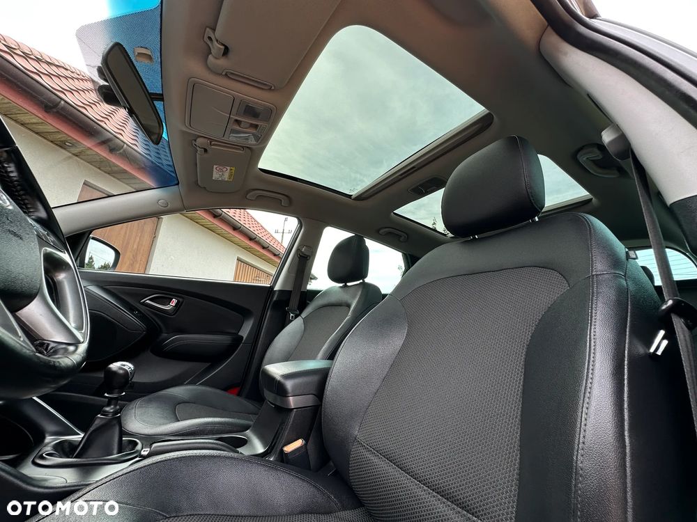 Hyundai ix35 blue 1.6 2WD Finale Silver - 20