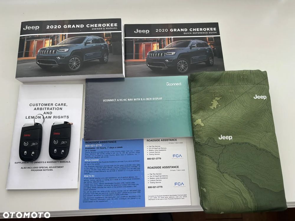Jeep Grand Cherokee - 30