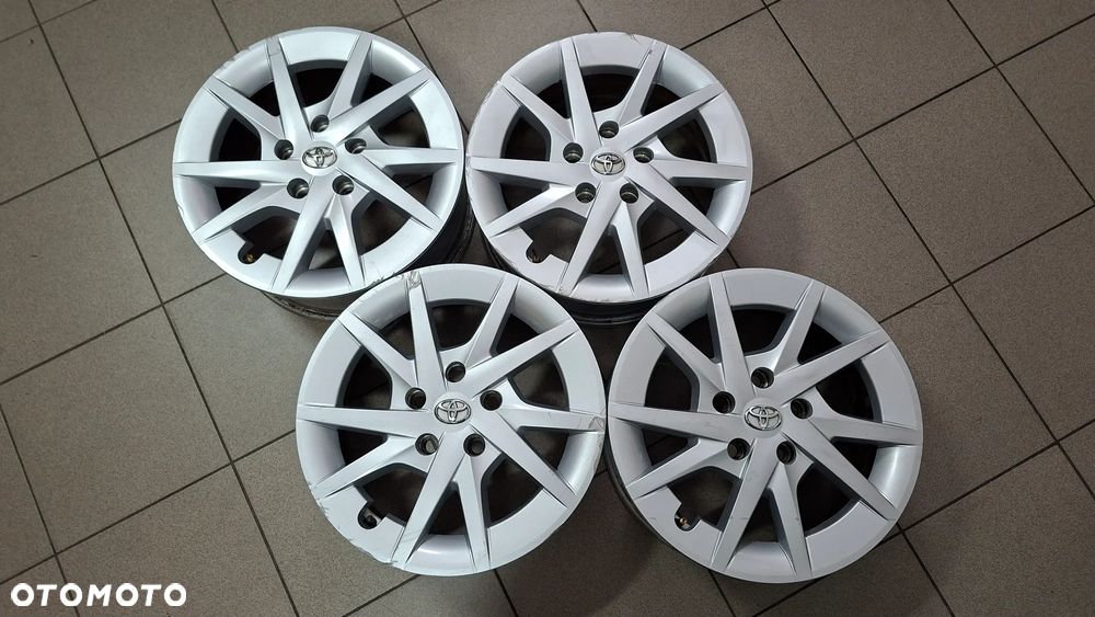 Felgi Aluminiowe 16 Toyota Prius Plus 5x114.3 39 - 1