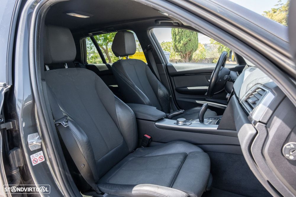 BMW 320 d Touring Line Luxury Auto - 22