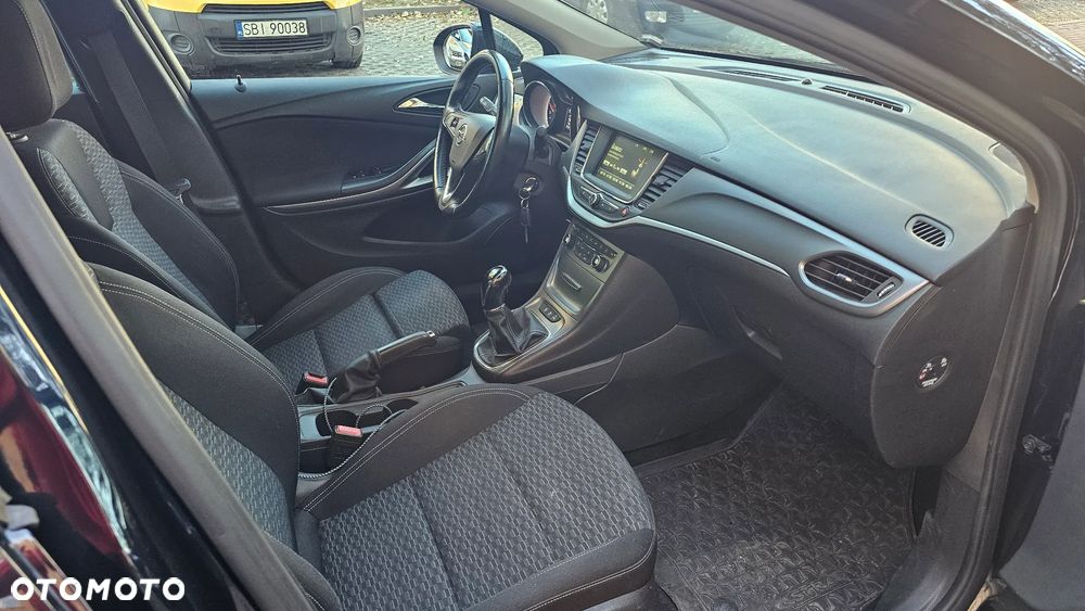 Opel Astra - 10