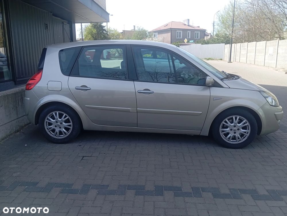 Renault Scenic dCi 130 FAP Dynamique - 2