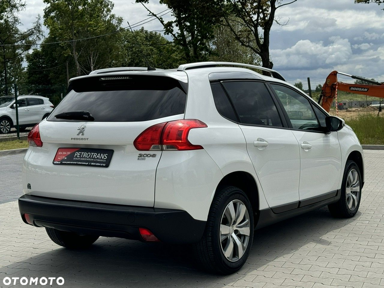 Peugeot 2008 - 11