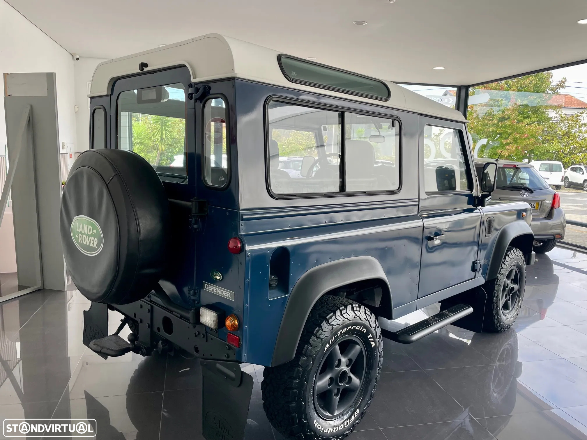 Land Rover Defender 90 2.5 TD5 Metal Top - 6