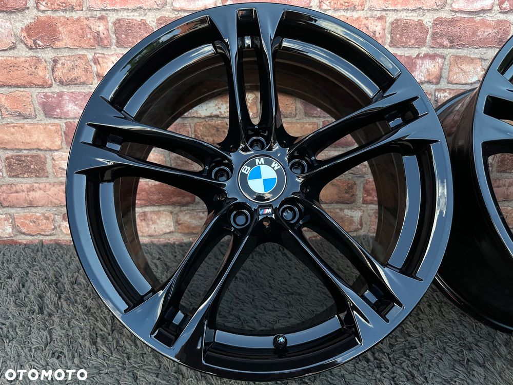 Oryginalne czarne felgi 18 BMW 5x120 M pakiet styling 613 F10 Z3 Z4 E46 X1 X3 E83 E90 F30 F32 F34 GT F01 F12 F20 E87 E60 xDrive 8j ET30 9j ET44 Performance - 6