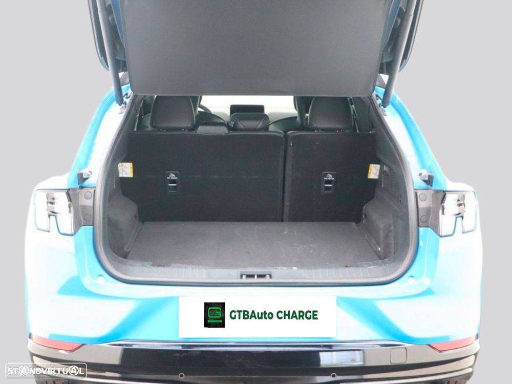 Ford Mustang Mach-E - 29