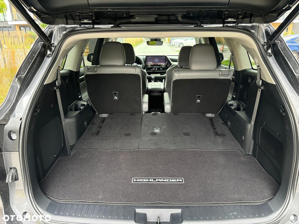 Toyota Highlander - 13