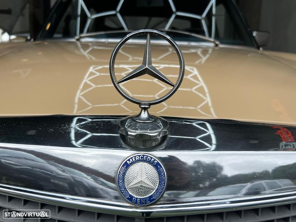 Mercedes-Benz W114/W115 (1968-1974) - 39
