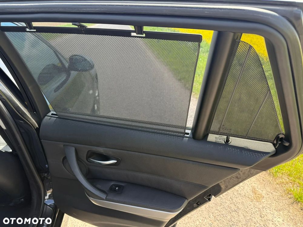 BMW Seria 3 320d DPF - 15