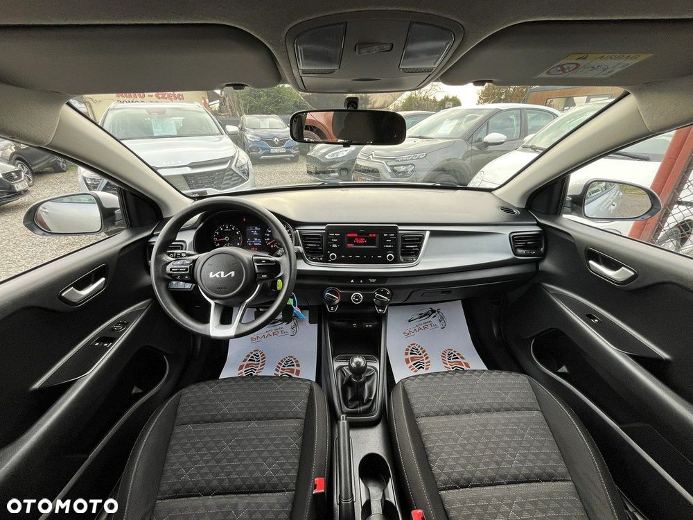 Kia Rio 1.2 M - 10