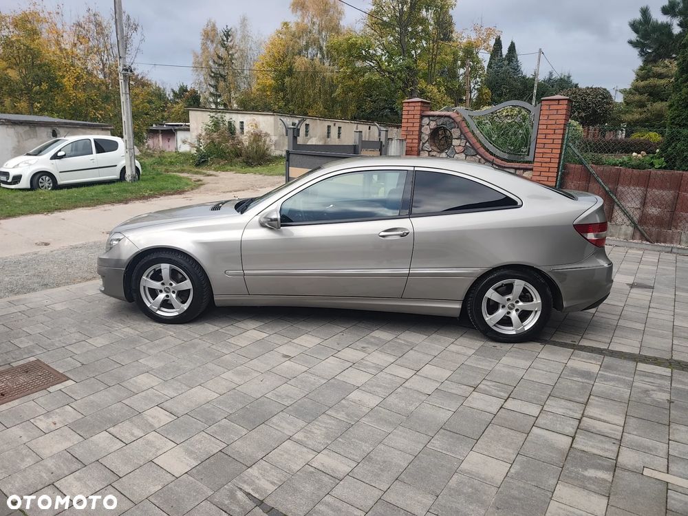 Mercedes-Benz CLC - 10