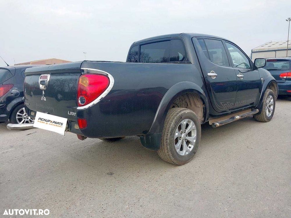 Dezmembrez Mitsubishi L200 2.5 Diesel 2012 - 10