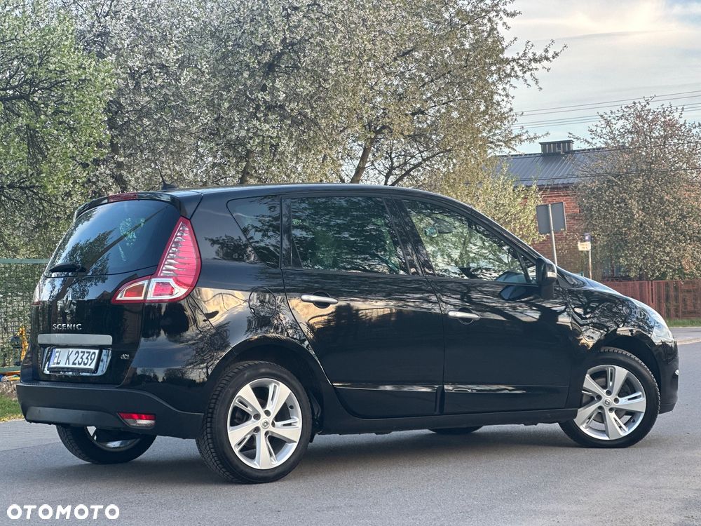 Renault Scenic - 25