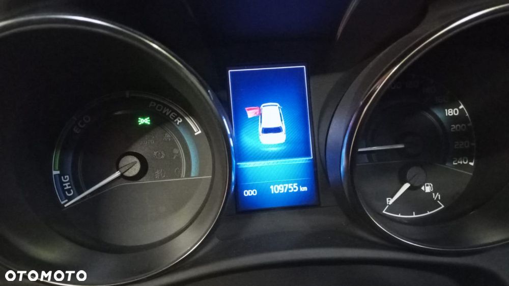 Toyota Auris Hybrid 135 Active - 13