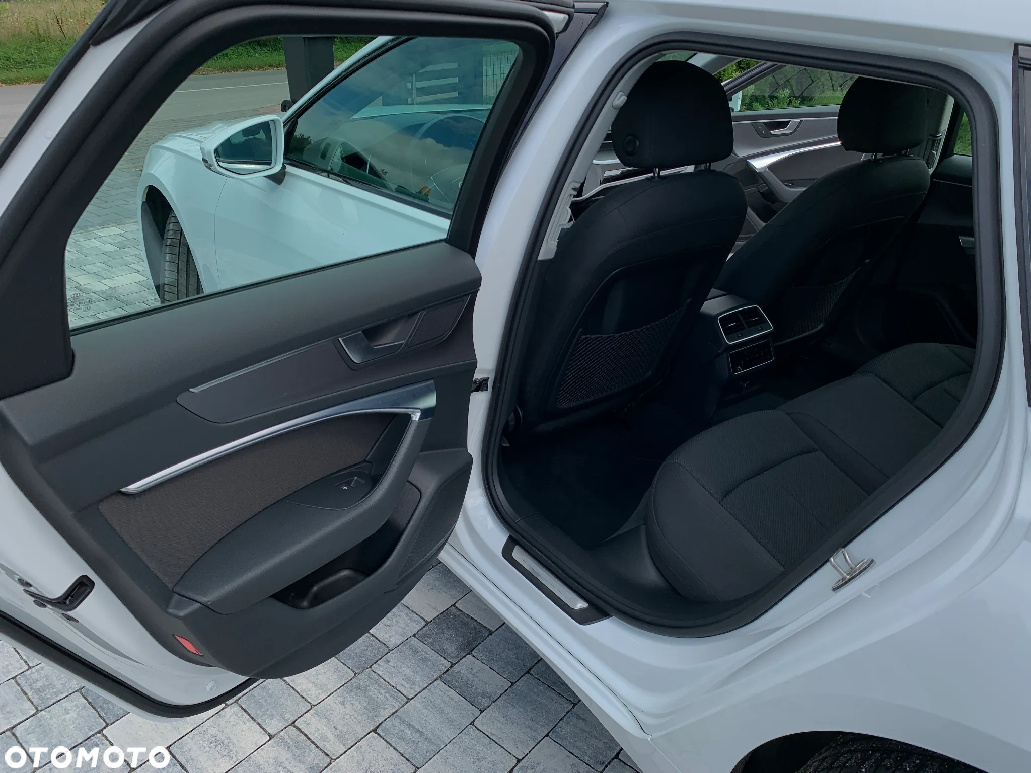 Audi A6 Avant 40 TDI S tronic - 13