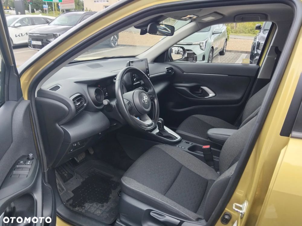 Toyota Yaris Cross Hybrid 1.5 Comfort - 19