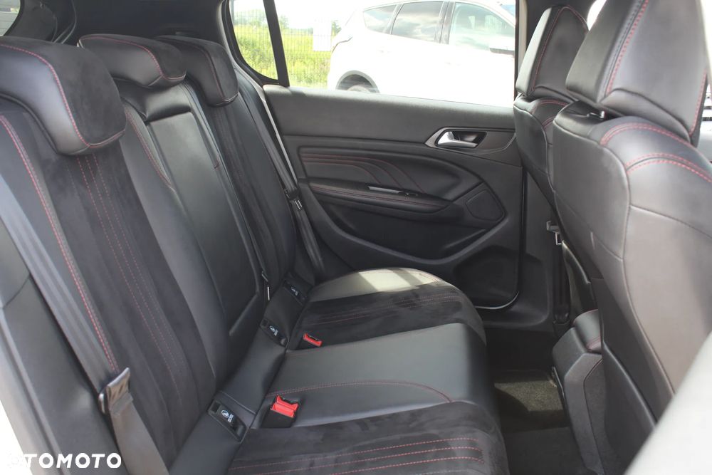 Peugeot 308 2.0 BlueHDi GT S&S EAT8 - 26