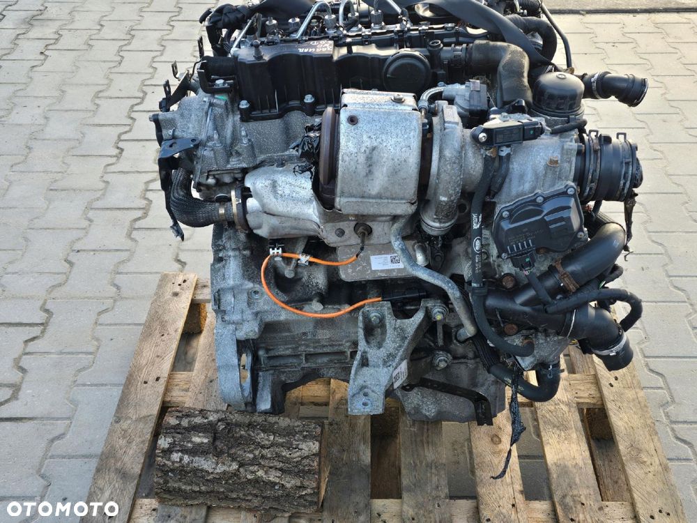 LAND ROVER JAGUAR XE 15R SILNIK 2.0D 204DTD 148TYŚ.KM EURO 6 - 6