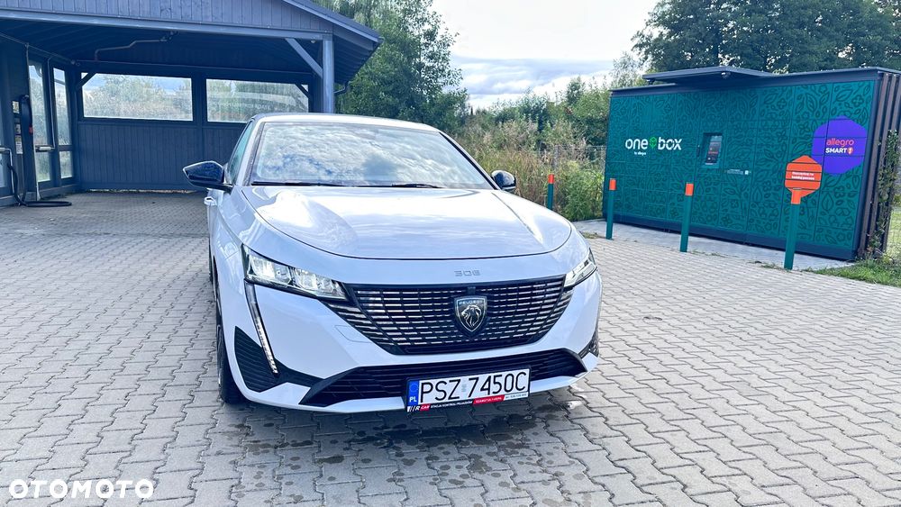 Peugeot 308 SW BlueHDi 130 EAT8 Allure Pack - 11