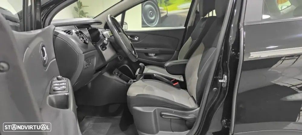 Renault Captur 0.9 TCE Sport - 17