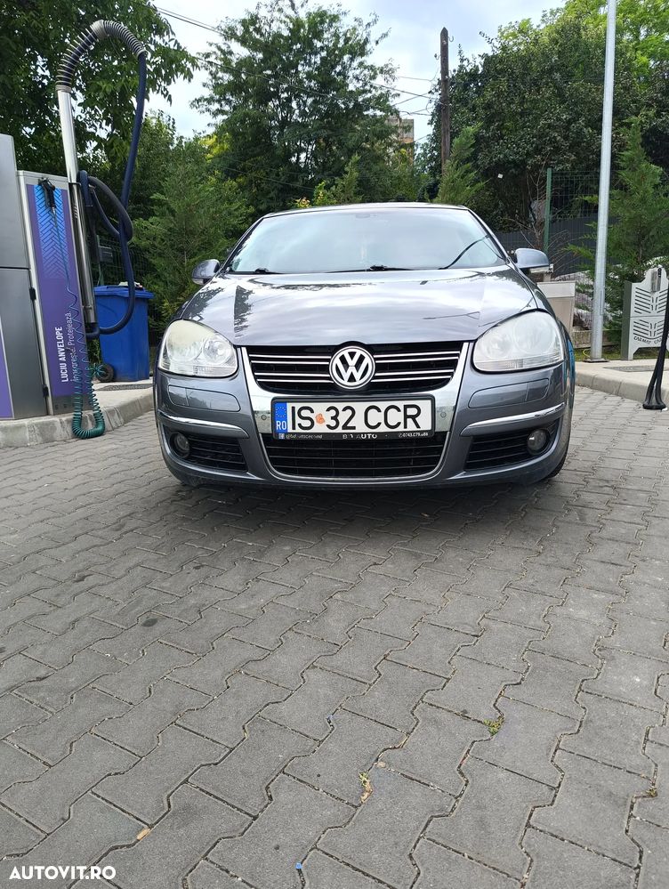 Volkswagen Jetta - 7