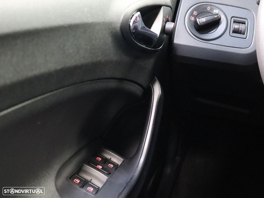 SEAT Ibiza 1.0 Reference - 16