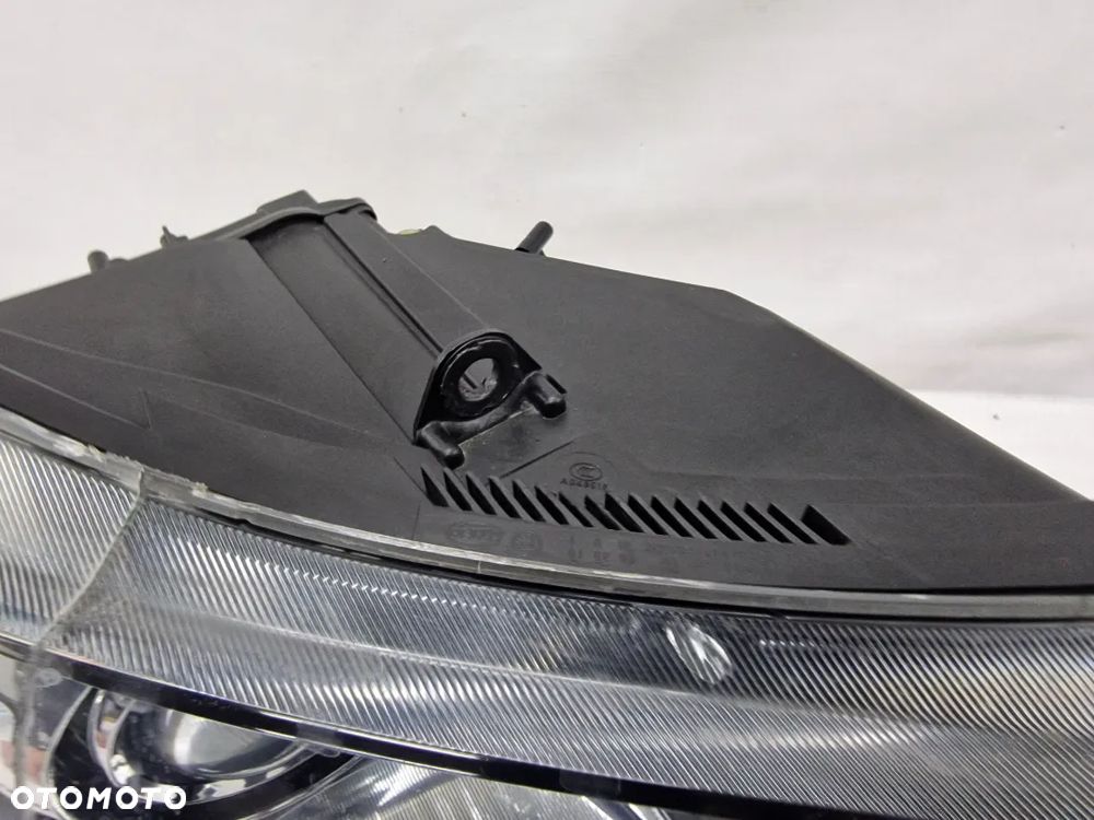 SKODA SUPERB II LIFT 3T0 12-15 BI-XENON BIXENON SKRĘTNY + SPRYSKIWACZ PRAWY PRAWA LAMPA PRZEDNIA PRZÓD , NR 3T1941016H , NR AUKCJI LL239 - 9